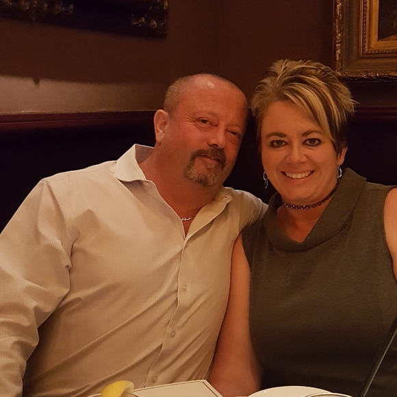 Meet your Posher, Laura - Picture 1 of 1